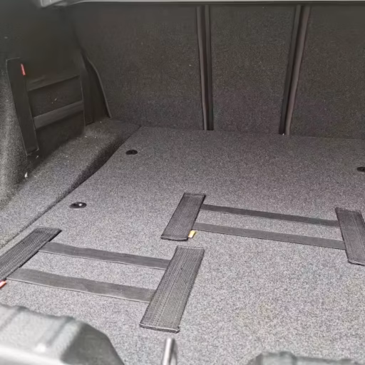 Elastne pagasiruumi organiseerija